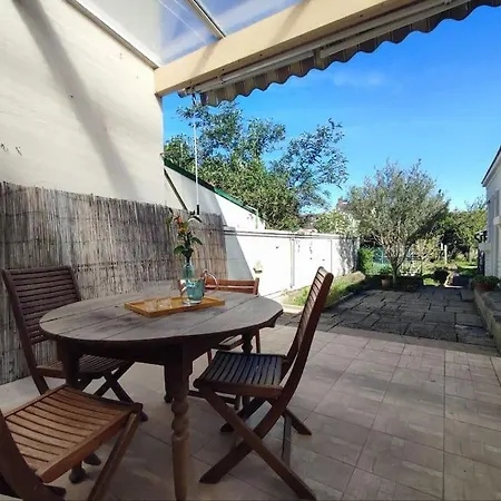 Gite Saint-Denis - Proche Centre Ville - Jardin Chateauroux Exterior photo