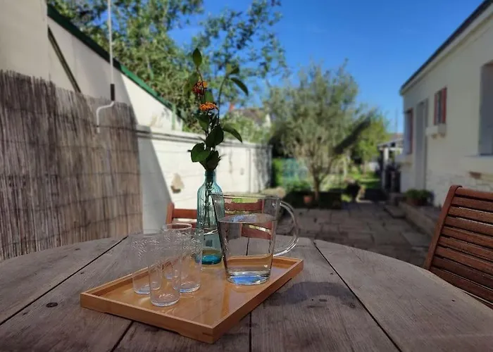 Gite Saint-Denis - Proche Centre Ville - Jardin