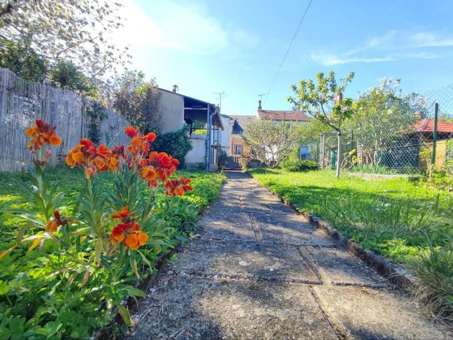Saint-denis - Proche Centre - Jardin Holiday home Chateauroux